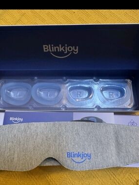 Moisture Retaining Blue Eye Mask with Gel Inserts.  Opened unused with box